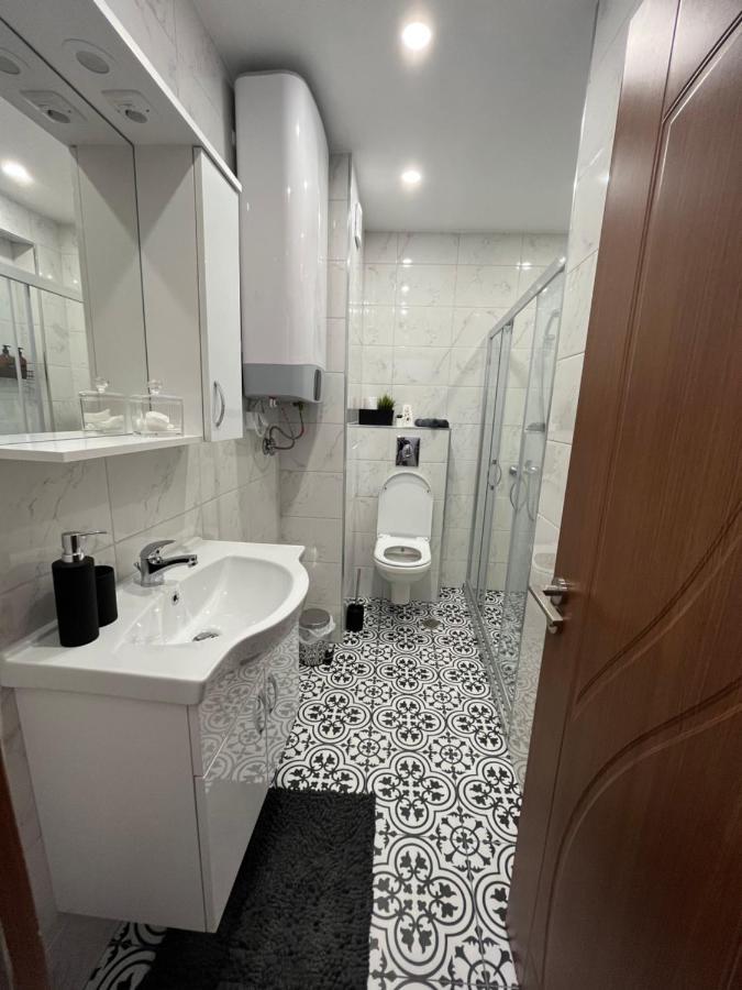 Studio Marrone On Bogoridi Бургас Экстерьер фото